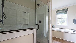 Essentials Series / The Maggie 623-84-4-32 V2 Bathroom 114131