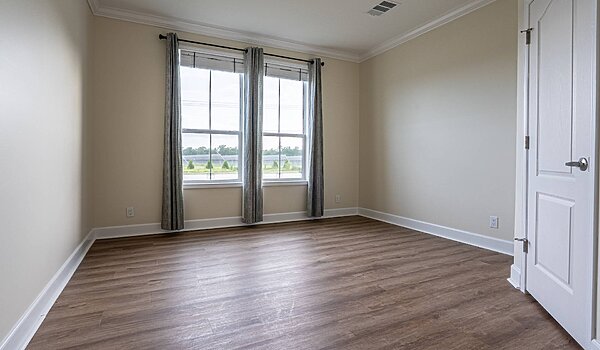 Essentials Series / The Maggie 623-84-4-32 V2 Bedroom 114129