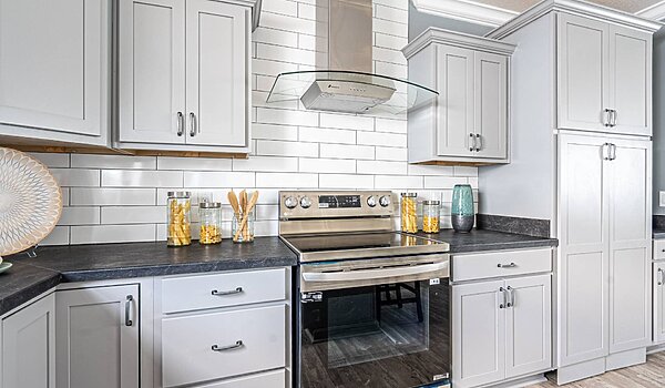 Classic Series DW / The Riverview 5036-62-3-32 3BR V2 Kitchen 114343
