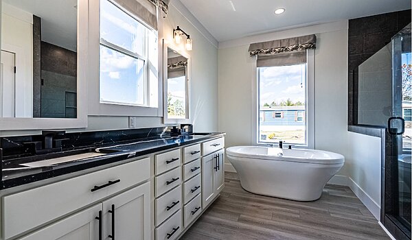 Prefab Cottage Series / 5103-64-3-30 Bathroom 121607