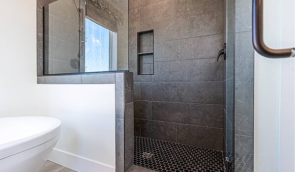 Prefab Cottage Series / 5103-64-3-30 Bathroom 121608