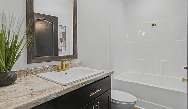 Prefab Series / The Tollison Creek 626-84-4-47 Bathroom 125721