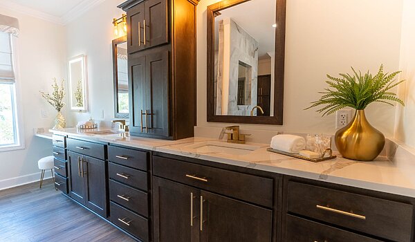 Prefab Series / The Tollison Creek 626-84-4-47 Bathroom 126289