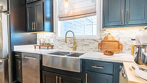 Prefab Series / The Tollison Creek 626-84-4-47 Kitchen 126279
