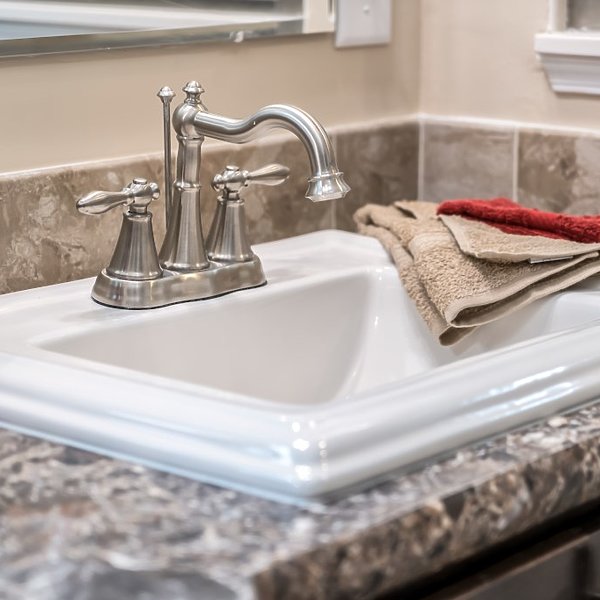 Summit / Oakmont 2S3003-R Bathroom 38794