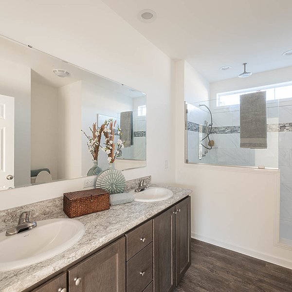 Blue Ridge MAX / Doughton Max 28 28523A Bathroom 54661
