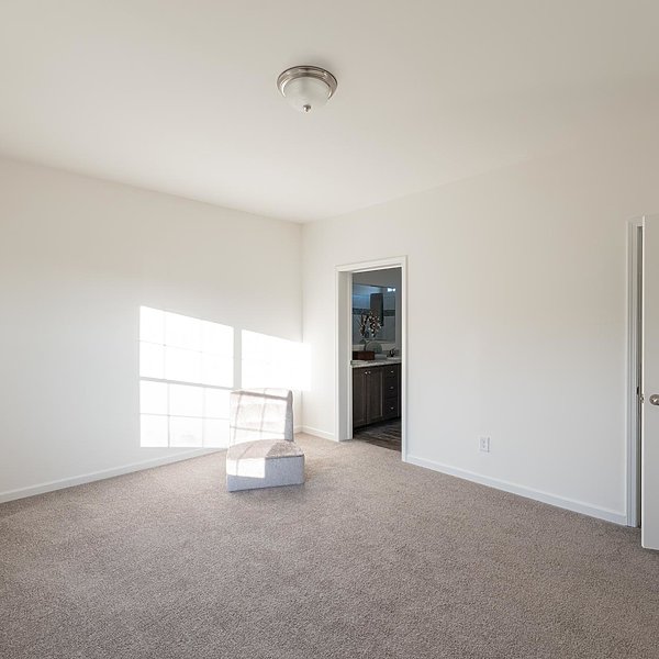 Blue Ridge MAX / Doughton Max 28 28523A Bedroom 54659