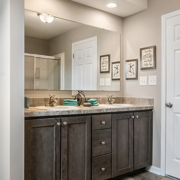 Blue Ridge MAX / Breckenridge Max 28 28643A Bathroom 136505