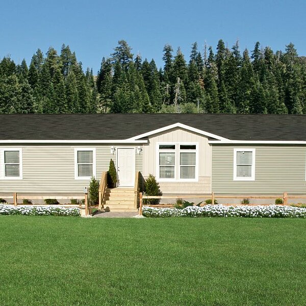 Blue Ridge MAX / Cumberland Max 28 28683A Exterior 136513