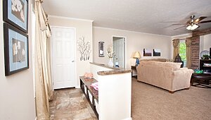 Blue Ridge MAX / Cumberland Max 28 28683A Interior 136523
