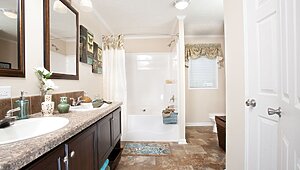 Blue Ridge MAX / Cumberland Max 28 28683A Bathroom 136531