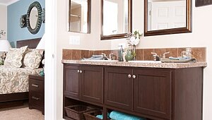 Blue Ridge MAX / Cumberland Max 28 28683A Bathroom 136533