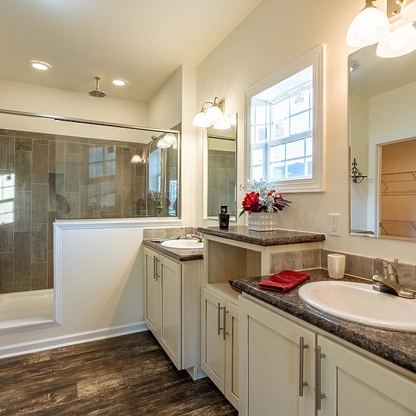 Rockbridge Elite / Elite 3 2R2203-V Bathroom 41124