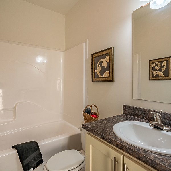 Rockbridge Elite / Elite 3 2R2203-V Bathroom 41128