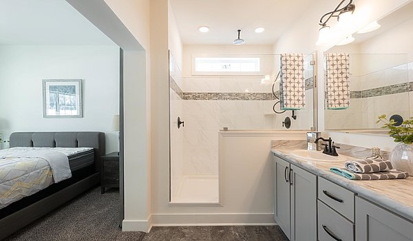 Summit Saddle / The Saddlewood 2S3301-R2 Bathroom 54812