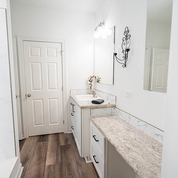 Rockbridge / Elite 2.1 32683C Bathroom 135687
