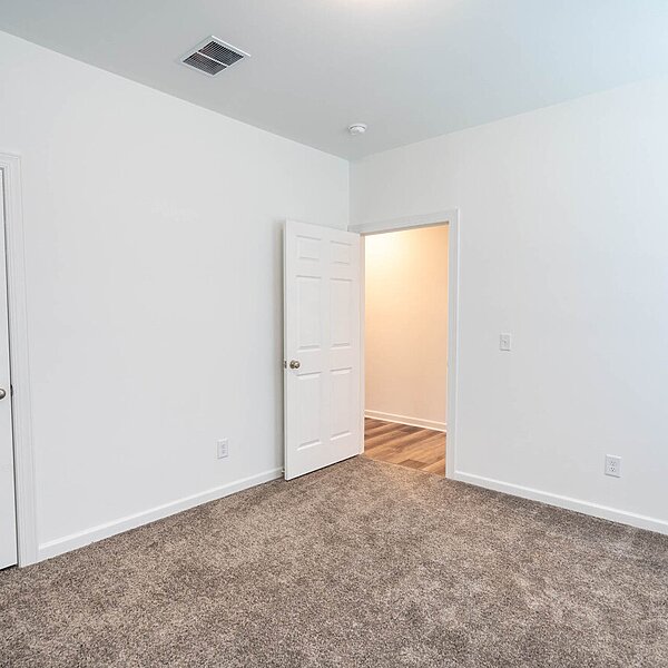 Rockbridge / Elite 2.1 32683C Bedroom 135686