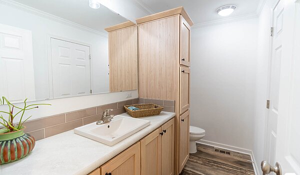 Blue Ridge Limited / Kincaid III 1B31011-R1 Bathroom 97327