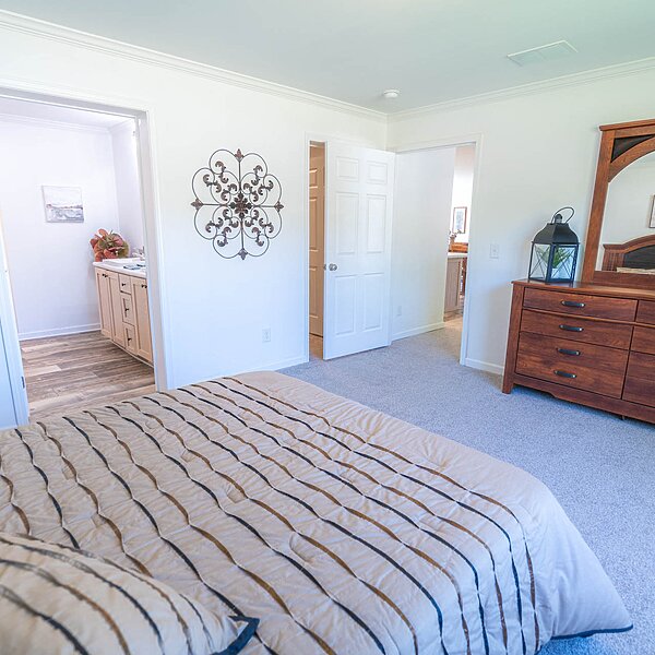 Blue Ridge MAX / Limited 4 28684C Bedroom 97323