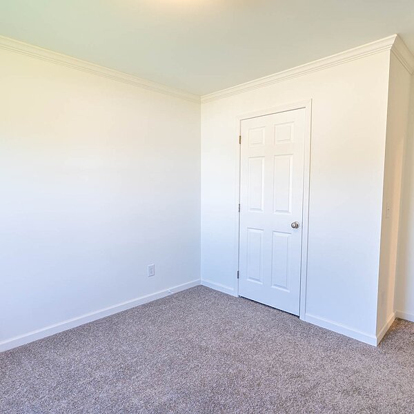 Blue Ridge MAX / Limited 4 28684C Bedroom 97324