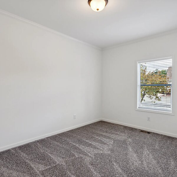 Summit Saddle / Magnolia Interior 121629