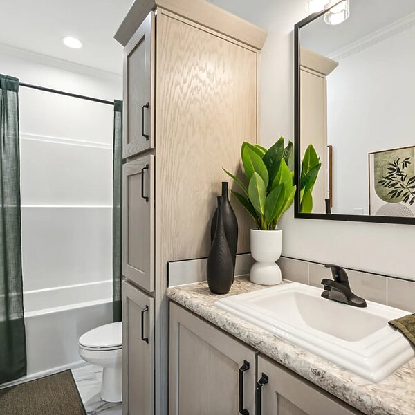 Summit Saddle / Magnolia Interior 121632