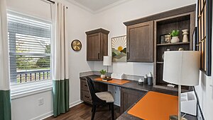 Summit Saddle / Magnolia Interior 121633