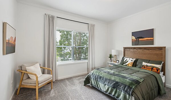 Summit Saddle / Magnolia Interior 121628