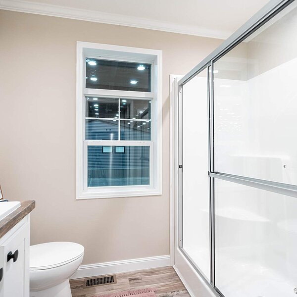 Anthem / The Blue Ridge AY16763S Duplex Bathroom 124004