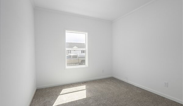 Blue Ridge MAX / Limited 3 28563B Bedroom 136625