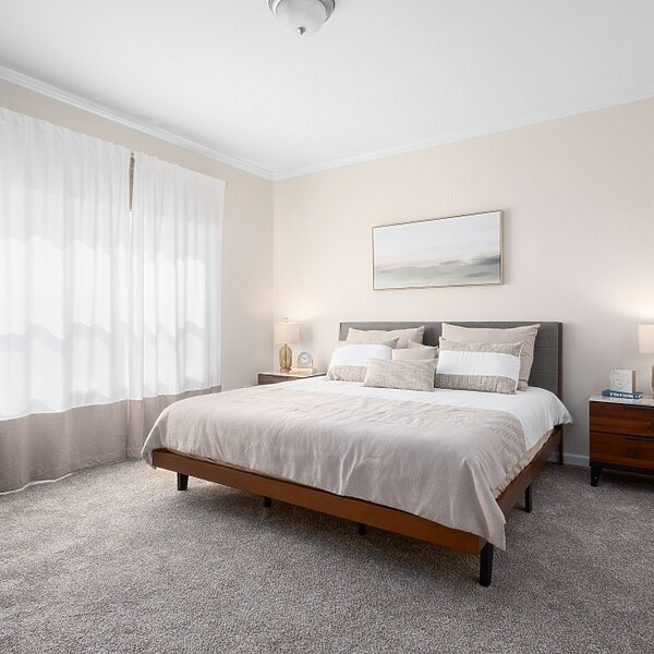 Blue Ridge MAX / Limited 3 28563B Bedroom 136627