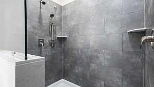 Blue Ridge MAX / Limited 3 28563B Bathroom 136634