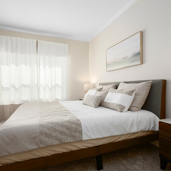 Blue Ridge MAX / Limited 3 28563B Bedroom 136629