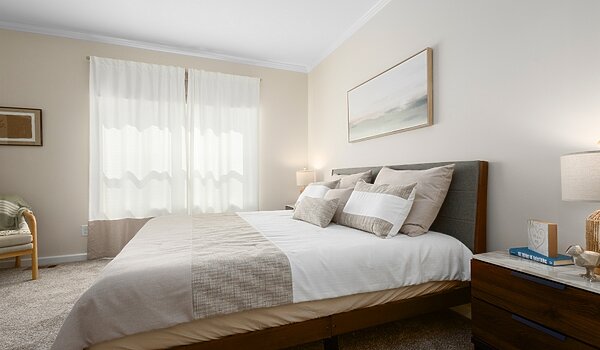 Blue Ridge MAX / Limited 3 28563B Bedroom 136629