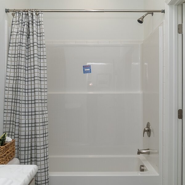 Blue Ridge MAX / Limited 3 28563B Bathroom 136635