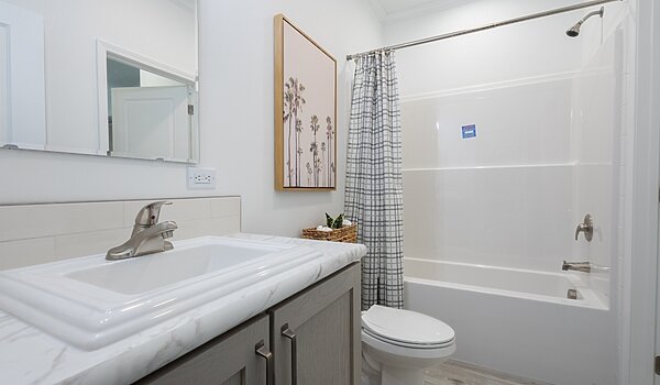 Blue Ridge MAX / Limited 3 28563B Bathroom 136636