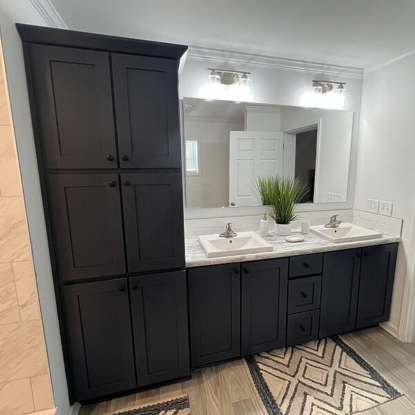 Blue Ridge MAX / Limited 3 28563C Bathroom 136645