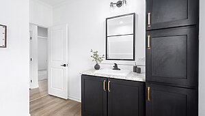 Blue Ridge MAX / Max Premier 2 32643A Bathroom 136701