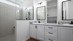Blue Ridge MAX / Max Premier 2 32643A Bathroom 136702