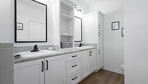 Blue Ridge MAX / Max Premier 2 32643A Bathroom 136703