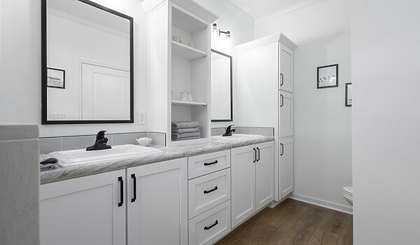 Blue Ridge MAX / Max Premier 2 32643A Bathroom 136703