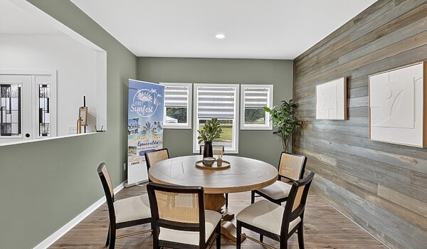 Blue Ridge MAX / Hayworth Max 32643B Interior 136579