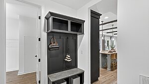 Blue Ridge MAX / Hayworth Max 32643B Interior 136581