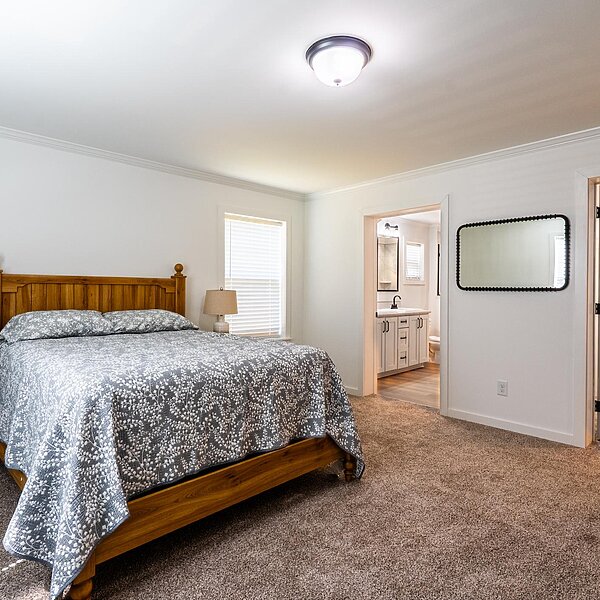 Blue Ridge MAX / Blue Ridge Essentials 32604A Bedroom 143971
