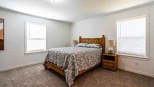 Blue Ridge MAX / Blue Ridge Essentials 32604A Bedroom 143973