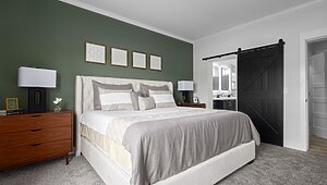 Summit / Meadowbrook 32361A Bedroom 136820