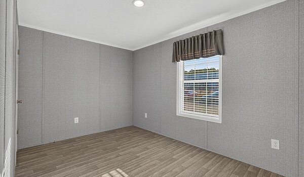 Beacon Prestige / Windpoint 16763B Bedroom 147901