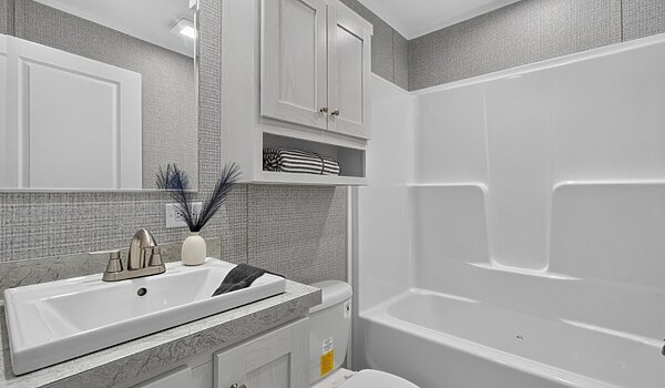Beacon Prestige / Windpoint 16763B Bathroom 147905