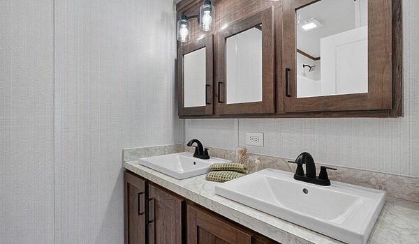 Beacon Prestige / Aruba 32563B Bathroom 147986