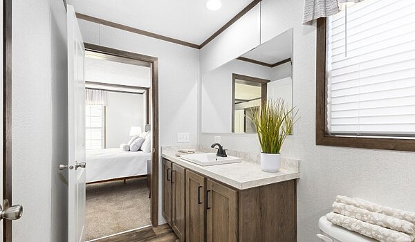 Beacon Prestige / 28603B Bathroom 148024